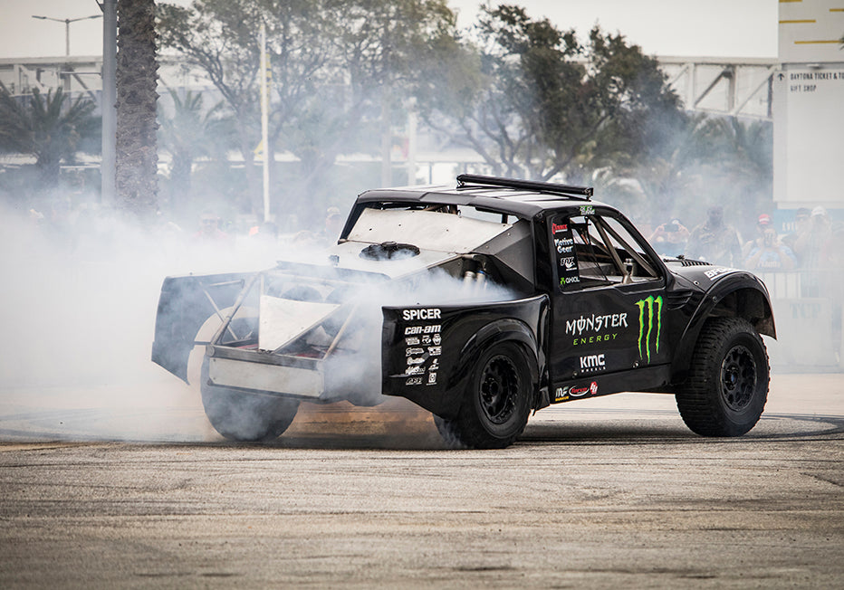 Magnaflow Profile: Casey Currie