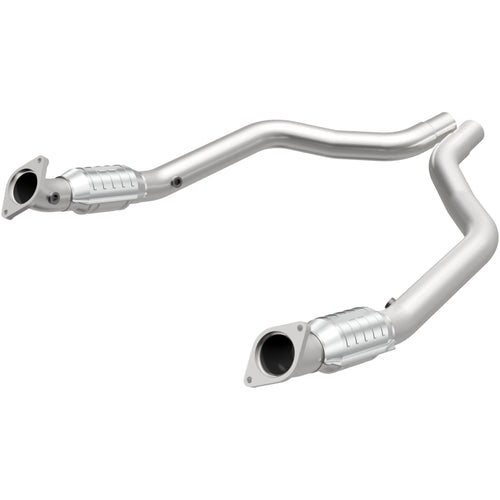 MagnaFlow OEM Grade Federal / EPA Compliant Direct-Fit Catalytic Converter 16420