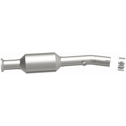 MagnaFlow 1998-2002 Chevrolet Prizm 1.8L | 1998-2002 Toyota Corolla 1.8L OEM Grade Federal / EPA Compliant Semi-Direct Fit Catalytic Converter 21-288