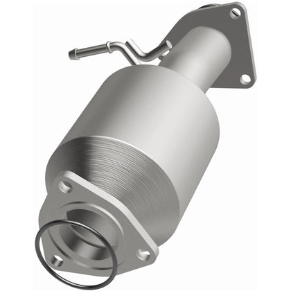 MagnaFlow 2015-2016 Honda CR-V 2.4L OEM Grade Federal / EPA Compliant Direct-Fit Catalytic Converter 21-293