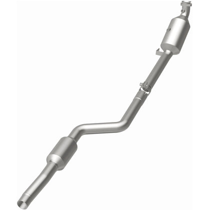 MagnaFlow OEM Grade Federal / EPA Compliant Direct-Fit Catalytic Converter 21-437