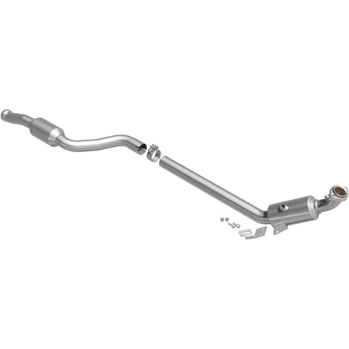 MagnaFlow OEM Grade Federal / EPA Compliant Direct-Fit Catalytic Converter 21-447