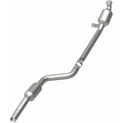 MagnaFlow OEM Grade Federal / EPA Compliant Direct-Fit Catalytic Converter 21-448