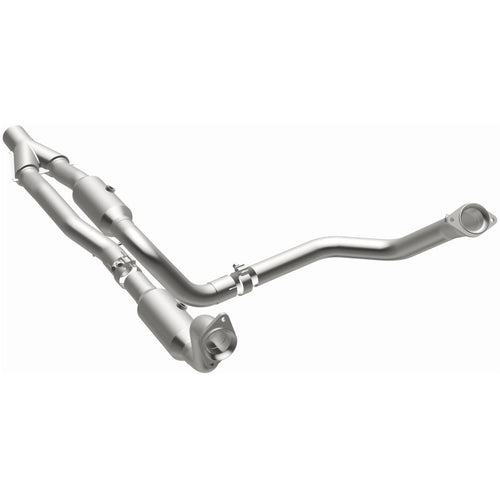 MagnaFlow OEM Grade Federal / EPA Compliant Direct-Fit Catalytic Converter 21-457
