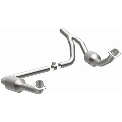 MagnaFlow 2010-2011 Jeep Wrangler 3.8L OEM Grade Federal / EPA Compliant Direct-Fit Catalytic Converter 21-458