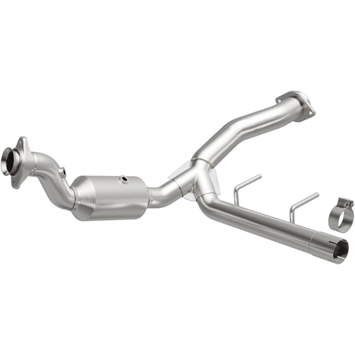 MagnaFlow 2015-2020 Ford F-150 3.5L OEM Grade Federal / EPA Compliant Direct-Fit Catalytic Converter 21-475