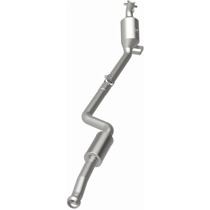 MagnaFlow 2011-2012 Mercedes-Benz C300 3.0L OEM Grade Federal / EPA Compliant Direct-Fit Catalytic Converter 21-497