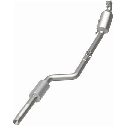 MagnaFlow 2011-2012 Mercedes-Benz C300 3.0L OEM Grade Federal / EPA Compliant Direct-Fit Catalytic Converter 21-498