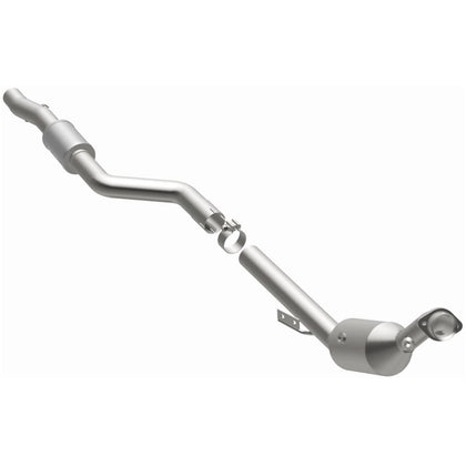 MagnaFlow 2007-2011 Mercedes-Benz S550 Base 5.5L | 2007-2008 Mercedes-Benz CL550 5.5L OEM Grade Federal / EPA Compliant Direct-Fit Catalytic Converter 21-569
