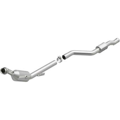 MagnaFlow 2007-2011 Mercedes-Benz S550 Base 5.5L | 2007-2008 Mercedes-Benz CL550 5.5L OEM Grade Federal / EPA Compliant Direct-Fit Catalytic Converter 21-570