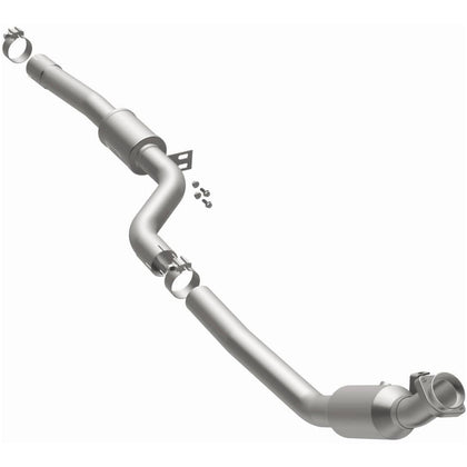 MagnaFlow 2013-2020 Mercedes-Benz SL550 4.7L OEM Grade Federal / EPA Compliant Direct-Fit Catalytic Converter 21-572