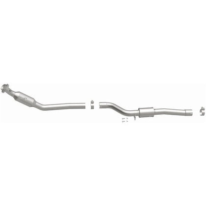 MagnaFlow 2013-2020 Mercedes-Benz SL550 4.7L OEM Grade Federal / EPA Compliant Direct-Fit Catalytic Converter 21-572