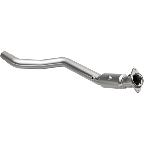 MagnaFlow OEM Grade Federal / EPA Compliant Direct-Fit Catalytic Converter 21-576