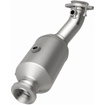 MagnaFlow OEM Grade Federal / EPA Compliant Direct-Fit Catalytic Converter 21-682