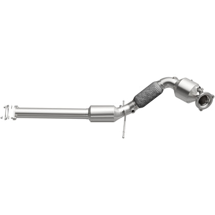 MagnaFlow OEM Grade Federal / EPA Compliant Direct-Fit Catalytic Converter 21-685