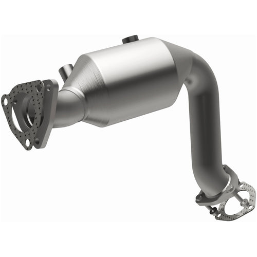 MagnaFlow 2011-2012 Audi A8 Quattro 4.2L OEM Grade Federal / EPA Compliant Direct-Fit Catalytic Converter 21-695