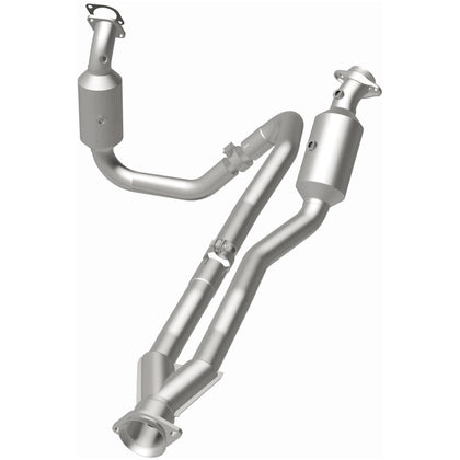 MagnaFlow OEM Grade Federal / EPA Compliant Direct-Fit Catalytic Converter 21-710