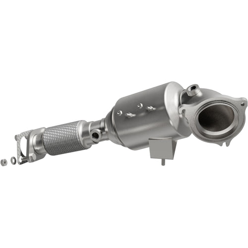 MagnaFlow 2014-2019 Ford Fiesta 1.6L OEM Grade Federal / EPA Compliant Direct-Fit Catalytic Converter 21-711