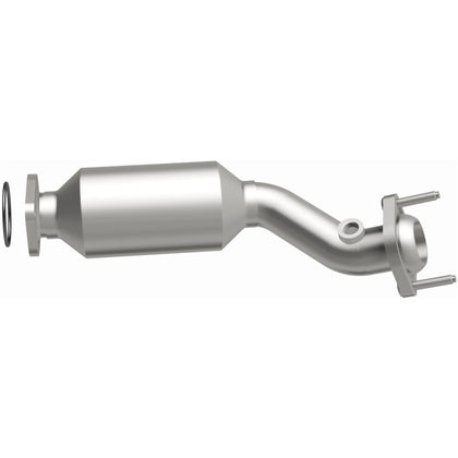 MagnaFlow OEM Grade Federal / EPA Compliant Direct-Fit Catalytic Converter 21-916