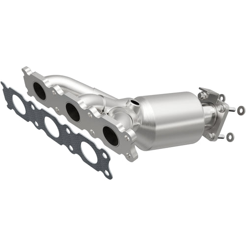 MagnaFlow 2011-2014 Volvo XC90 3.2L OEM Grade Federal / EPA Compliant Direct-Fit Manifold Catalytic Converter 22-174