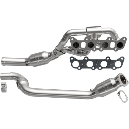 MagnaFlow 2015-2023 Ford Mustang 5.0L OEM Grade Federal / EPA Compliant Direct-Fit Manifold Catalytic Converter 22-214