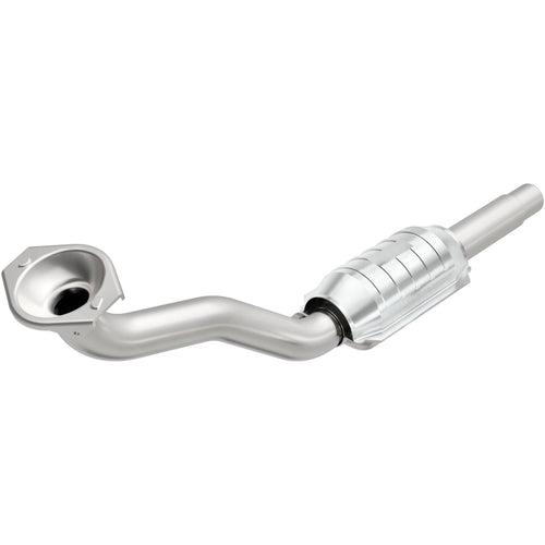 MagnaFlow 1985 Volkswagen Jetta 1.8L | 1985-1989 Volkswagen Golf 1.8L Standard Grade Federal / EPA Compliant Direct-Fit Catalytic Converter 22923