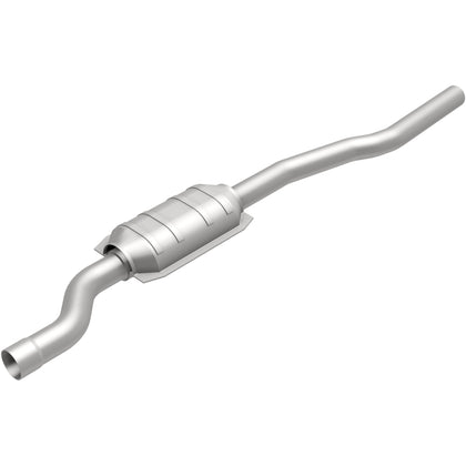 MagnaFlow Standard Grade Federal / EPA Compliant Direct-Fit Catalytic Converter 23033
