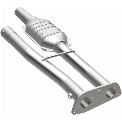 MagnaFlow HM Grade Federal / EPA Compliant Direct-Fit Catalytic Converter 23179