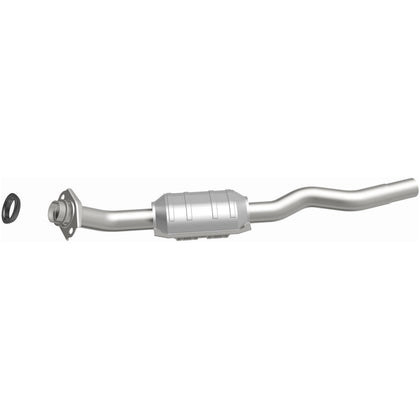 MagnaFlow Standard Grade Federal / EPA Compliant Direct-Fit Catalytic Converter 23251