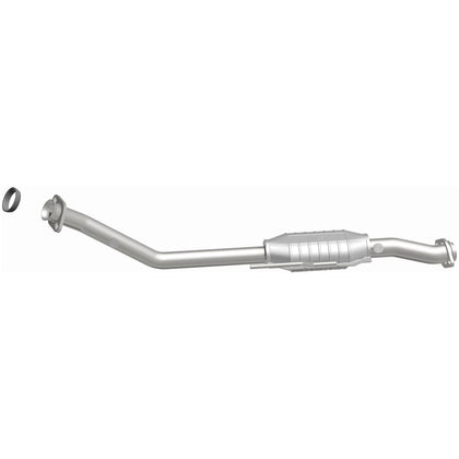 MagnaFlow 1995-1997 Mazda B2300 2.3L HM Grade Federal / EPA Compliant Direct-Fit Catalytic Converter 23380