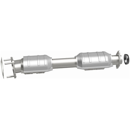 MagnaFlow Standard Grade Federal / EPA Compliant Direct-Fit Catalytic Converter 23388