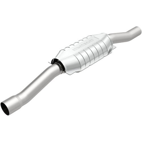 MagnaFlow Standard Grade Federal / EPA Compliant Direct-Fit Catalytic Converter 23480