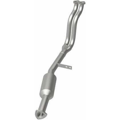 MagnaFlow 1982-1989 Alfa Romeo Spider 2.0L Standard Grade Federal / EPA Compliant Direct-Fit Catalytic Converter 23511
