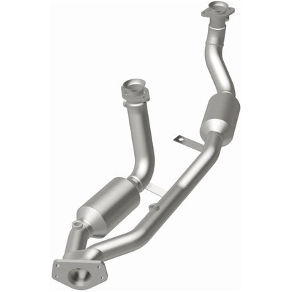 MagnaFlow 1999-2000 Ford Windstar 3.8L HM Grade Federal / EPA Compliant Direct-Fit Catalytic Converter 23542