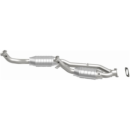 MagnaFlow 1999-2000 Ford Windstar 3.0L HM Grade Federal / EPA Compliant Direct-Fit Catalytic Converter 23543