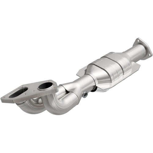 MagnaFlow Standard Grade Federal / EPA Compliant Direct-Fit Catalytic Converter 23555