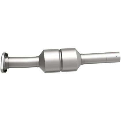 MagnaFlow HM Grade Federal / EPA Compliant Direct-Fit Catalytic Converter 23624