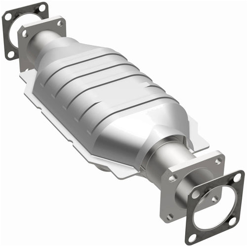 MagnaFlow Standard Grade Federal / EPA Compliant Direct-Fit Catalytic Converter 23652
