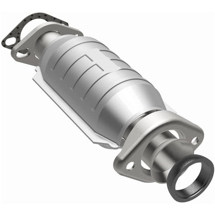MagnaFlow 1989-1993 Ford Festiva 1.3L / 1983-1987 Mazda 626 2.0L Standard Grade Federal / EPA Compliant Direct-Fit Catalytic Converter 23682