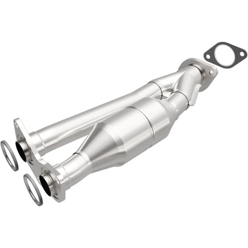 MagnaFlow HM Grade Federal / EPA Compliant Direct-Fit Catalytic Converter 23772