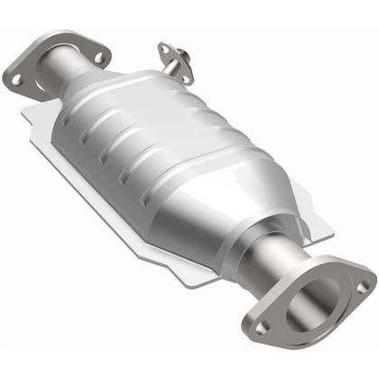MagnaFlow 1981-1982 Toyota Corolla 1.8L Standard Grade Federal / EPA Compliant Direct-Fit Catalytic Converter 23890