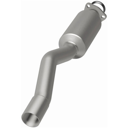 MagnaFlow Standard Grade Federal / EPA Compliant Direct-Fit Catalytic Converter 23945