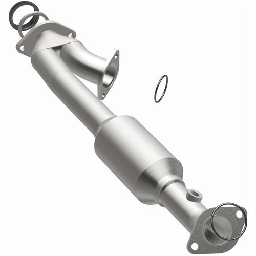 MagnaFlow 2003-2024 Toyota 4Runner 4.0L / 2007-2014 Toyota FJ Cruiser 4.0L HM Grade Federal / EPA Compliant Direct-Fit Catalytic Converter 23985