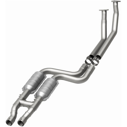 MagnaFlow 1997-1998 BMW 528i 2.8L HM Grade Federal / EPA Compliant Direct-Fit Catalytic Converter 24022