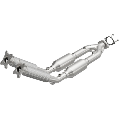 MagnaFlow 1999-2001 Volvo S80 2.8L HM Grade Federal / EPA Compliant Direct-Fit Catalytic Converter 24156