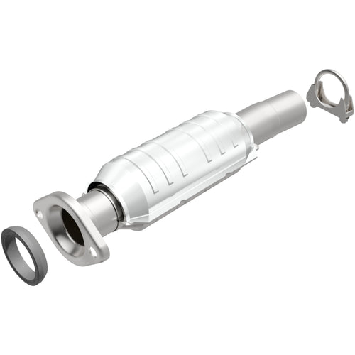 MagnaFlow 2004-2006 Toyota Sienna 3.3L HM Grade Federal / EPA Compliant Direct-Fit Catalytic Converter 24158