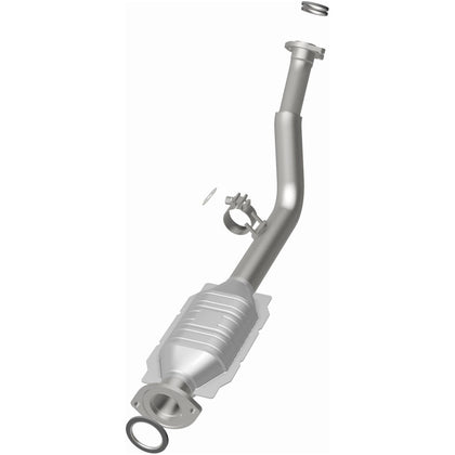 MagnaFlow 1996-2000 Toyota 4Runner 2.7L HM Grade Federal / EPA Compliant Direct-Fit Catalytic Converter 24286