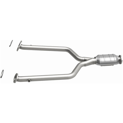 MagnaFlow 2001-2007 Lexus GS430 4.3L | 2002-2010 Lexus SC430 4.3L HM Grade Federal / EPA Compliant Direct-Fit Catalytic Converter 24321