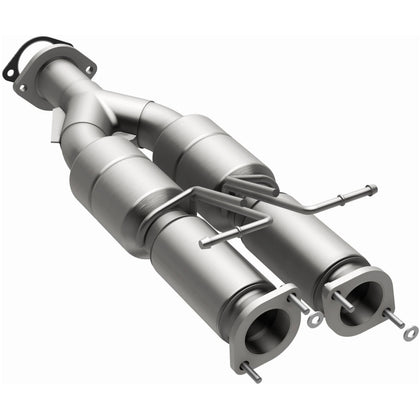 MagnaFlow HM Grade Federal / EPA Compliant Direct-Fit Catalytic Converter 24358