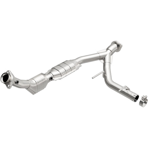 MagnaFlow 2003-2004 Ford Expedition 5.4L HM Grade Federal / EPA Compliant Direct-Fit Catalytic Converter 24414
